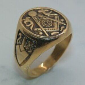 Heavy 10Kt Men’s Polished, Grooved and Inlaid Enameled Masonic Ring Size 10 3/4